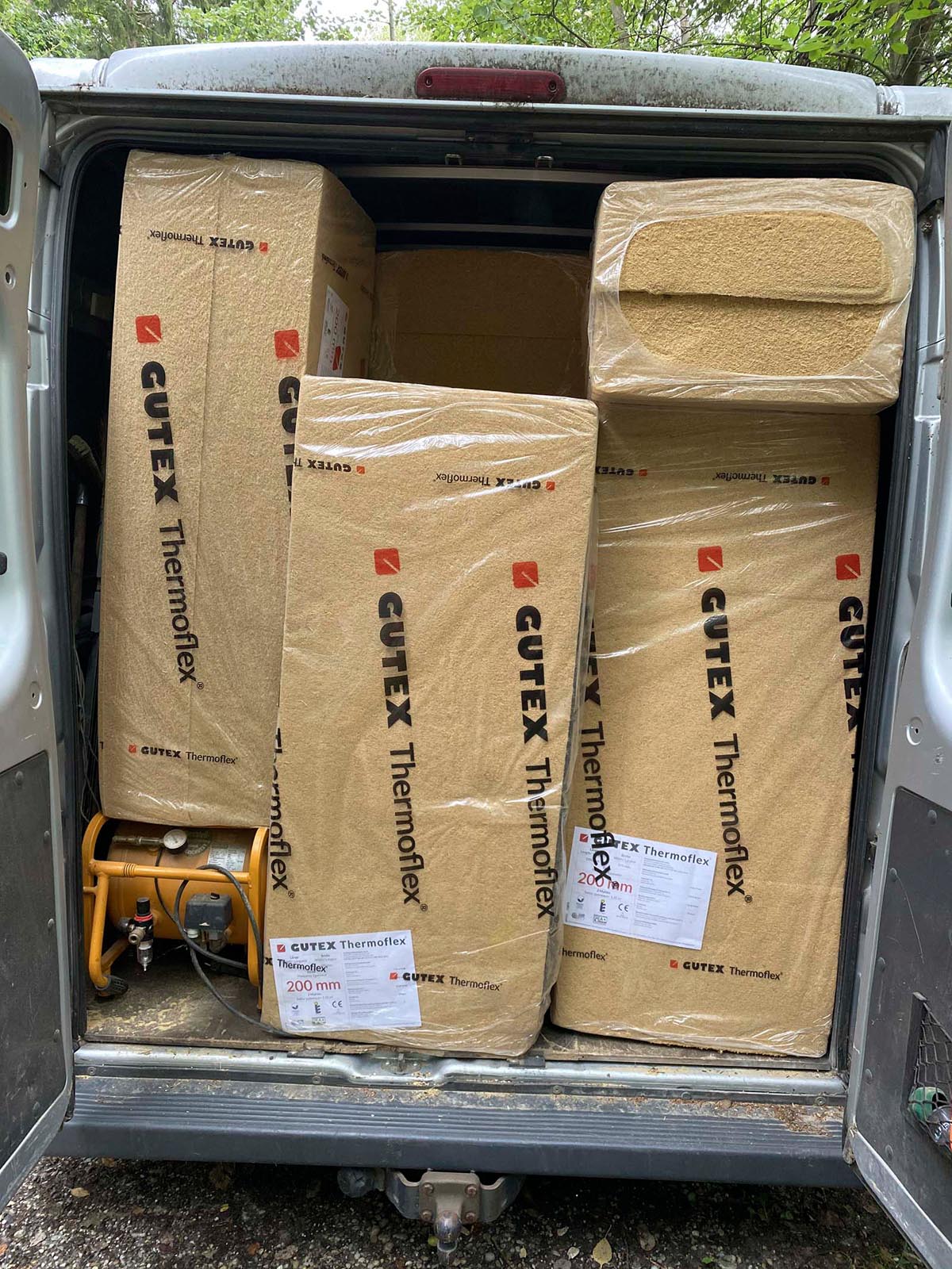 Thermosafe wurde am Vortag geladen - auf dem LKW war kein Platz mehr Thermosafe wurde am Vortag geladen - auf dem LKW war kein Platz mehr