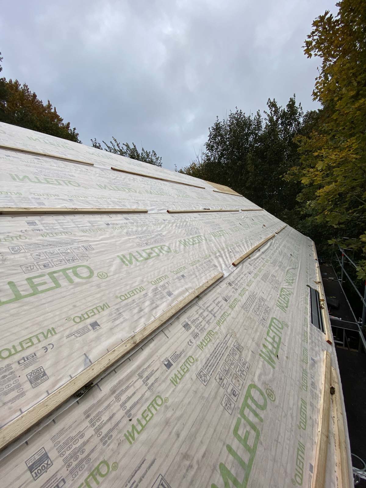 Holzskelettbau - Dachschalung Nord Holzskelettbau - Dachschalung Nord